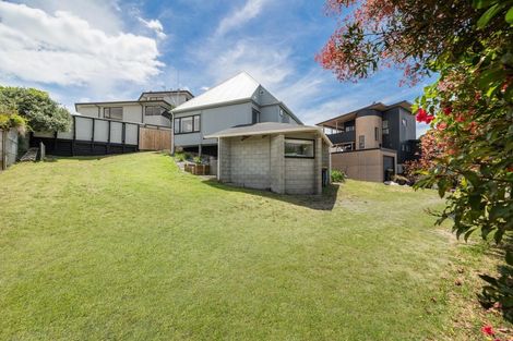Photo of property in 1a Pacific View Road, Papamoa Beach, Papamoa, 3118