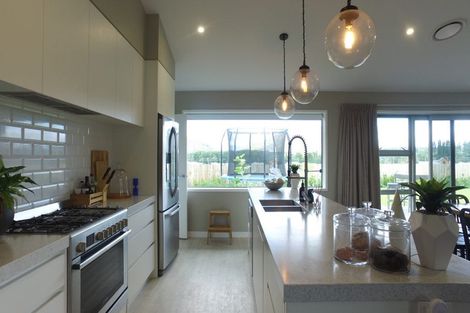 Photo of property in 10 Ashenhurst Way, Lower Shotover, Queenstown, 9304