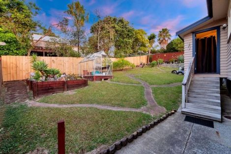 Photo of property in 3 Lanigan Street, Birkdale, Auckland, 0626