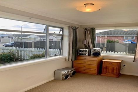 Photo of property in 141 Selwyn Street, Waimataitai, Timaru, 7910