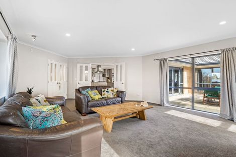 Photo of property in 8 Penbury Close, Huntingdon, Ashburton, 7774