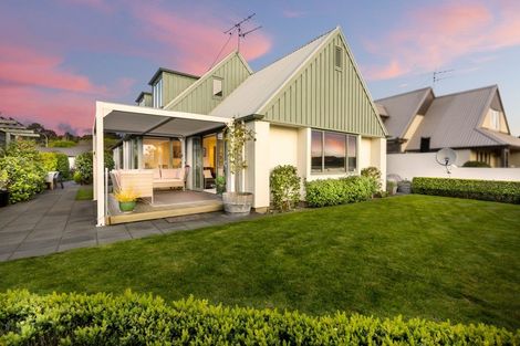 Photo of property in 2a Vernon Grove, Brown Owl, Upper Hutt, 5018