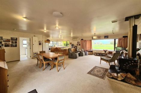 Photo of property in 100 Freyberg Avenue, Tamatea, Napier, 4112