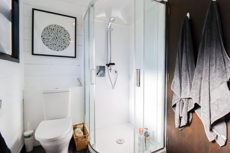 Photo of property in 5 Fernwood Place, Fitzherbert, Palmerston North, 4410