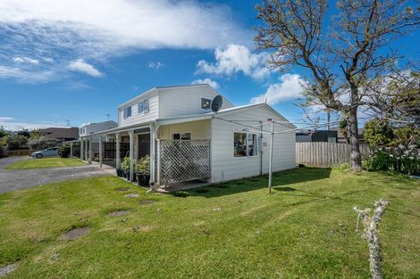 Photo of property in 49 Bay Street, Red Beach, 0932