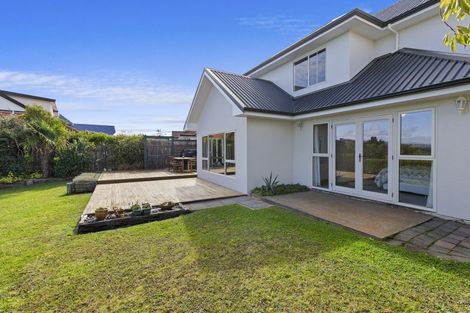 Photo of property in 3 Lemonwood Grove, Maungaraki, Lower Hutt, 5010