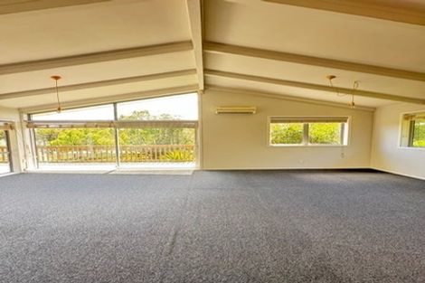 Photo of property in 31 Burns Lane, Kumeu, 0892