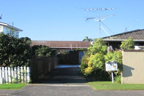 Photo of property in 3/83 Centreway Road, Orewa, 0931