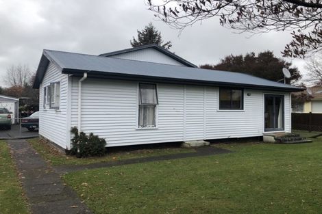 Photo of property in 136 Te Rangitautahanga Road, Turangi, 3334