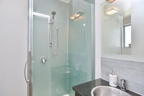 Photo of property in 2/27 Brockworth Place, Riccarton, Christchurch, 8011