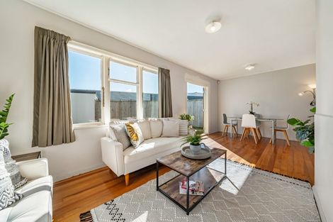 Photo of property in 77 Eastern Hutt Road, Taita, Lower Hutt, 5019