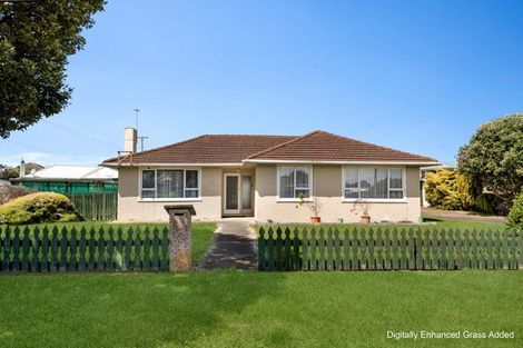 Photo of property in 38 Manuka Street, Castlecliff, Whanganui, 4501