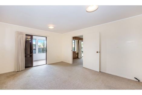 Photo of property in 28 Kauri Crescent, Snells Beach, 0920