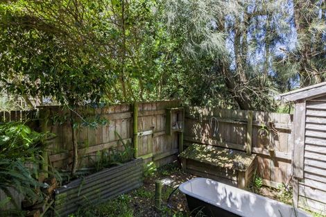 Photo of property in 44 Dundas Street, Porangahau, 4293