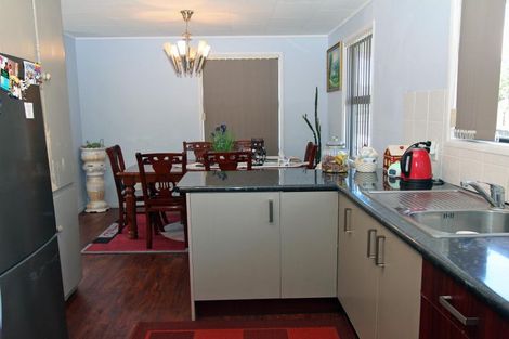 Photo of property in 64 Hollyford Drive, Clover Park, Auckland, 2105