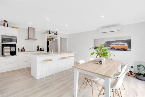 Photo of property in 19 Stevenson Drive, Papamoa, 3118