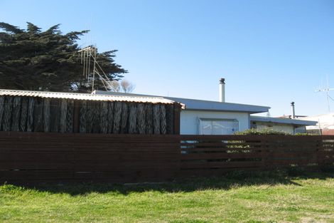 Photo of property in 1 Rangitane Street, Himatangi Beach, Foxton, 4891