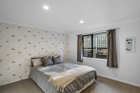 Photo of property in 26 Te Kauri Place, Helensville, 0800