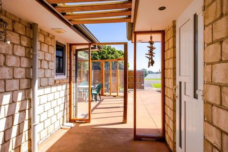 Photo of property in 1 Wilson Road, Opunake, 4616