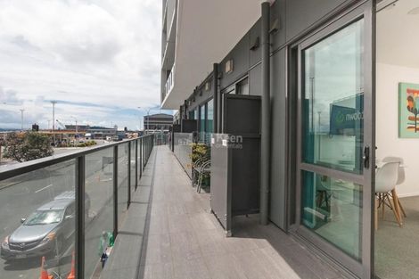 Photo of property in The Docks Apartments, 101/2 Dockside Lane, Auckland Central, Auckland, 1010