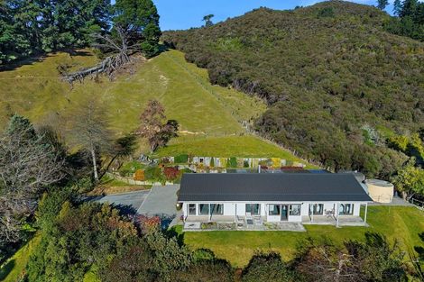 Photo of property in 198 Mangaroa Valley Road, Mangaroa, Upper Hutt, 5371