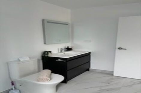 Photo of property in 29 Mataikokako Loop, Kawakawa Bay, Papakura, 2585