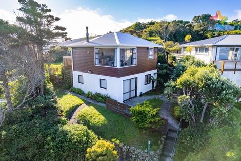 Photo of property in 54 Titiro Moana Road, Korokoro, Lower Hutt, 5012