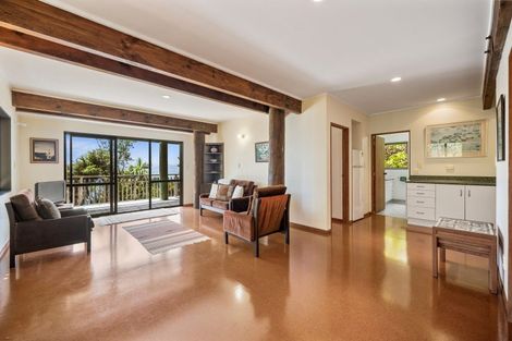 Photo of property in 1089 Cove Road, Langs Beach, Waipu, 0582