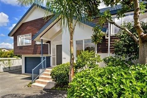 Photo of property in 2/26 Dallinghoe Crescent, Milford, Auckland, 0620