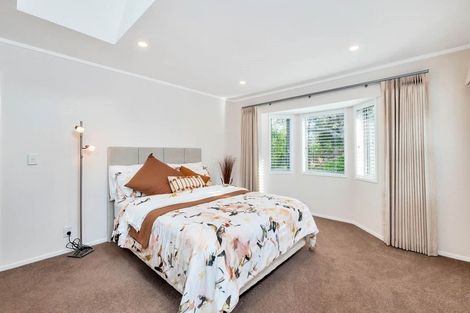 Photo of property in 25 View Road, Campbells Bay, Auckland, 0630