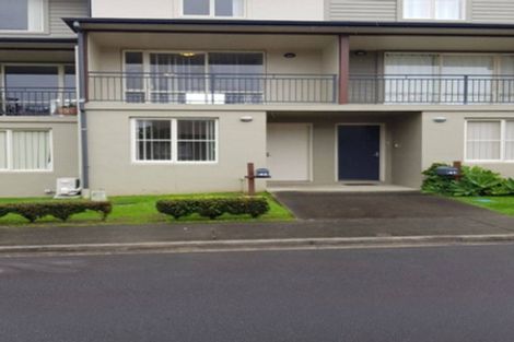 Photo of property in 43 Kirikiri Lane, East Tamaki, Auckland, 2013