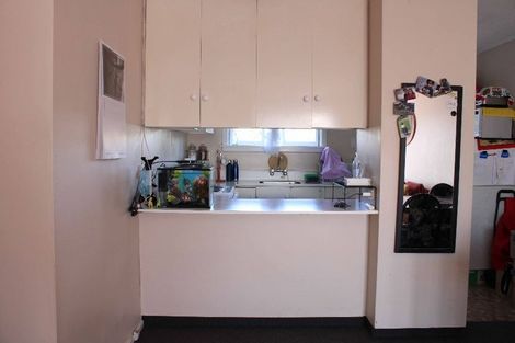 Photo of property in Capel Courts, 1/141a Clarence Street, Riccarton, Christchurch, 8011