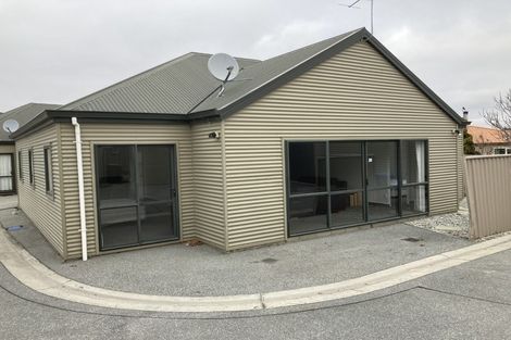 Photo of property in 8b Mckellar Court, Cromwell, 9310