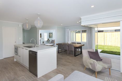 Photo of property in 1 Okohaka Avenue, Glenbrook, 2681