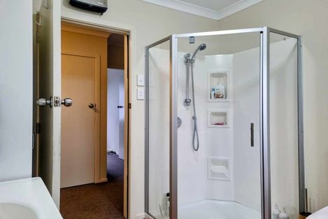 Photo of property in 136a Seaview Road, Westown, New Plymouth, 4310