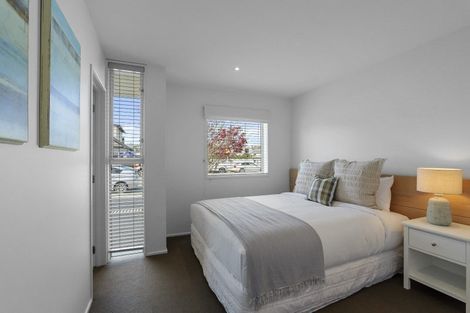 Photo of property in 65 Hawkesbury Avenue, St Albans, Christchurch, 8014