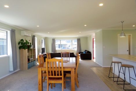Photo of property in 71 Golden Shore Place, Coromandel, 3506