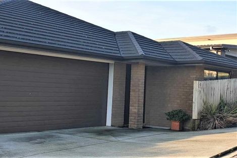 Photo of property in 4 Rooseville Mews, Pukekohe, 2120