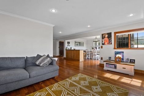 Photo of property in 48 Hamon Place, Pukehangi, Rotorua, 3015