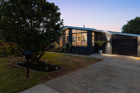 Photo of property in 420 Pukehangi Road, Pomare, Rotorua, 3015