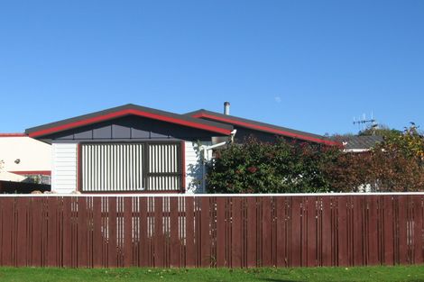Photo of property in 22 Winton Street, Paraparaumu Beach, Paraparaumu, 5032
