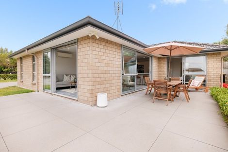 Photo of property in 6 Crater Close, Pyes Pa, Tauranga, 3112