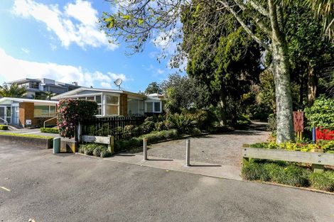 Photo of property in 4/6 Gilbert Street, New Plymouth, 4310