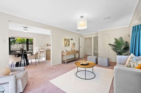 Photo of property in 2/97 Matipo Road, Mairangi Bay, Auckland, 0630