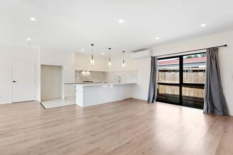 Photo of property in 14a Tapu Road, Huapai, Kumeu, 0810