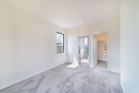 Photo of property in 18 Parton Road, Pukekohe, 2120