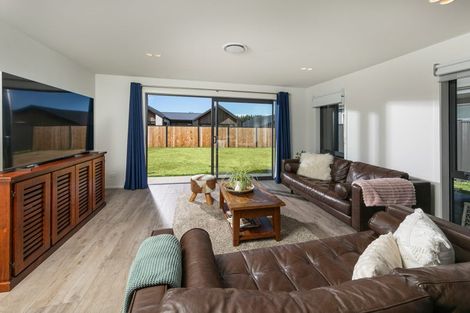 Photo of property in 53 Longview Drive, Lake Hawea, 9382
