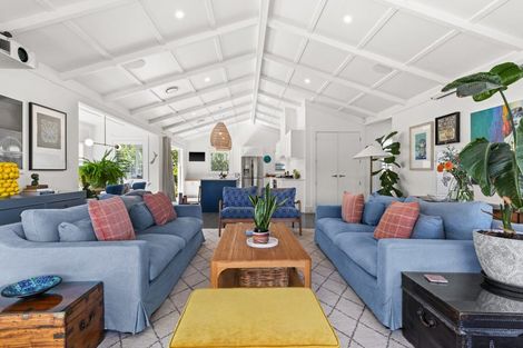 Photo of property in 18a Reynolds Road, Havelock North, 4130