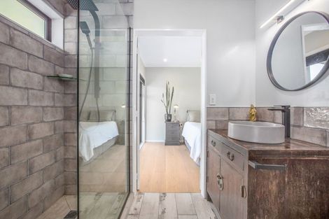 Photo of property in 204 Huia Street, Waikanae, 5391