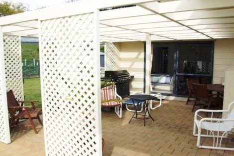 Photo of property in 668 Swamp Road, Puketapu, Napier, 4183